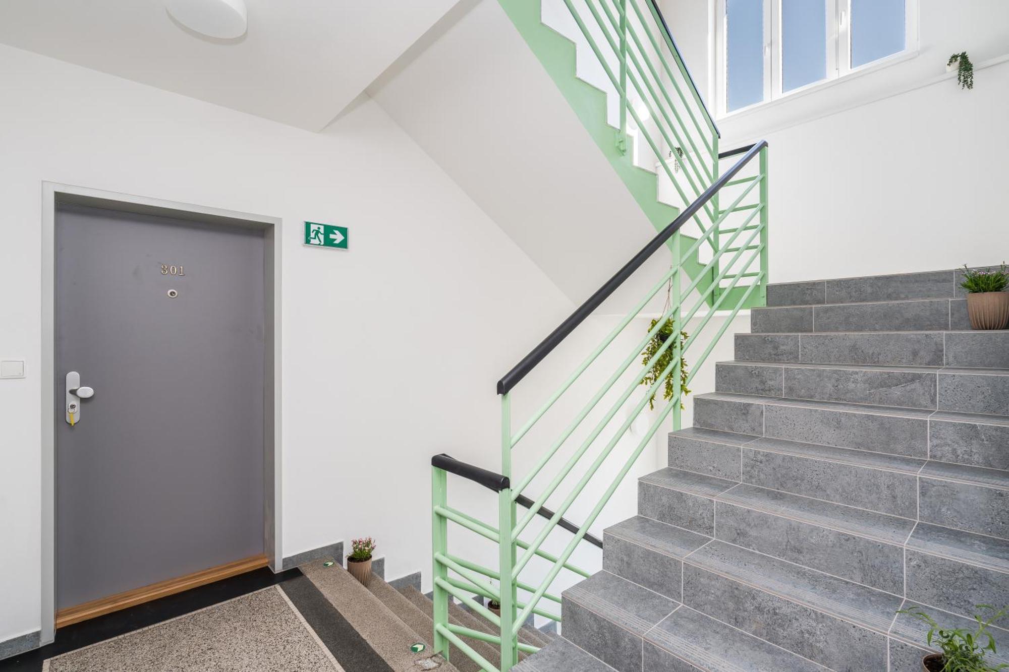 Perla Hradce Apartamento Hradec Králové Exterior foto
